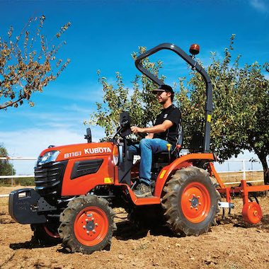 Kubota, tracteur et microtracteur