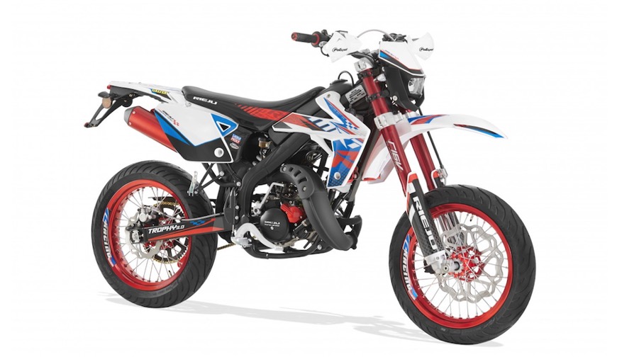 Rieju motos supermotard 50 cc et 125 cc